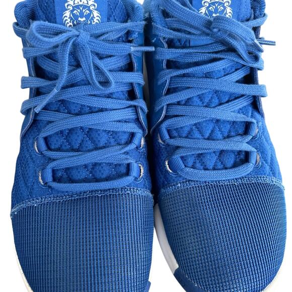 LeBron Witness 8 Men’s Basketball Shoes main image 4